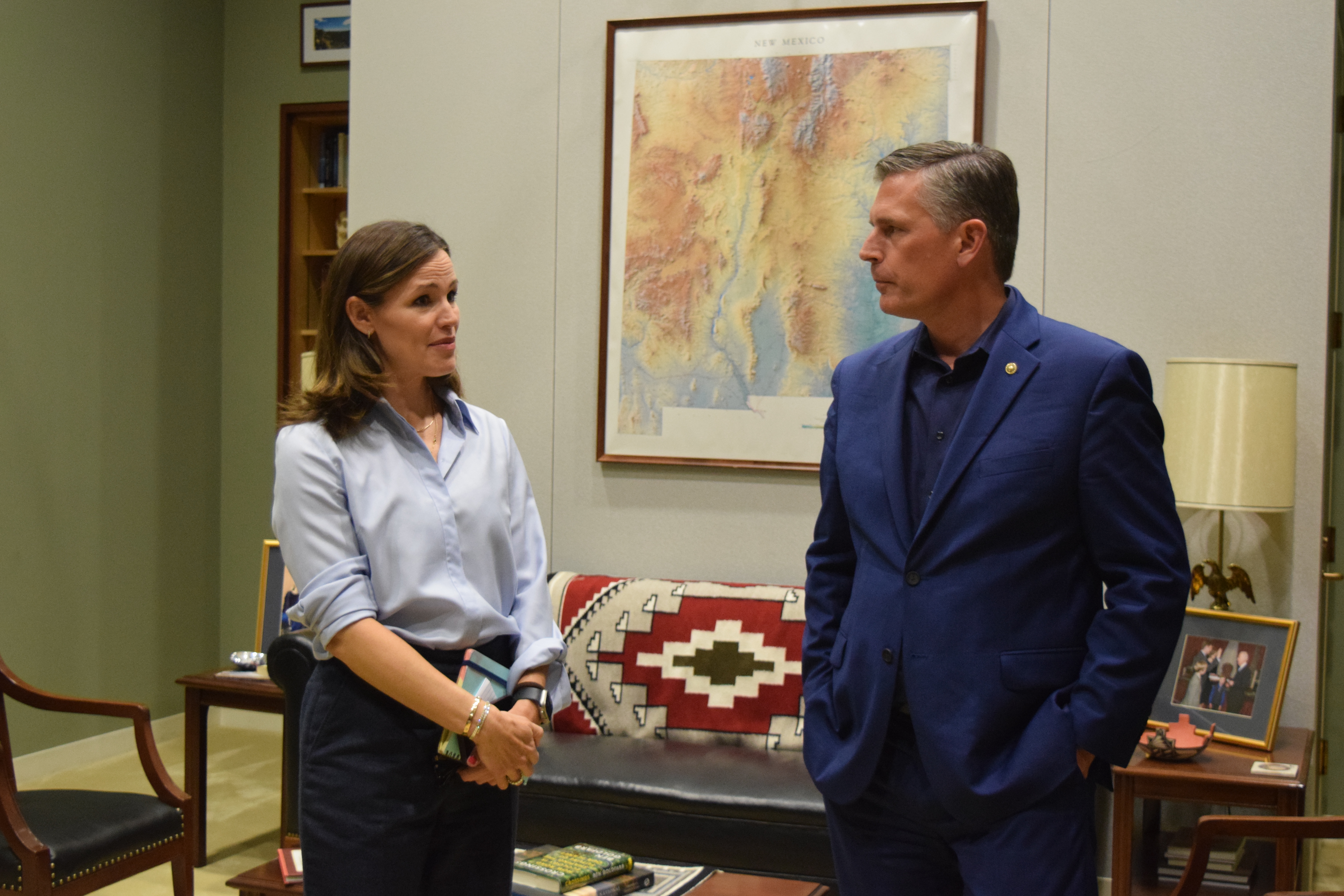 Heinrich Hosts Jennifer Garner in DC
